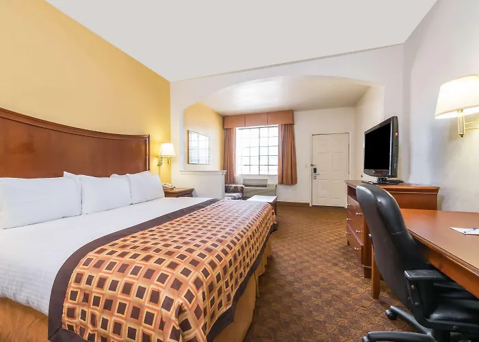 Americas Value & Worth South Hotel Fort Worth